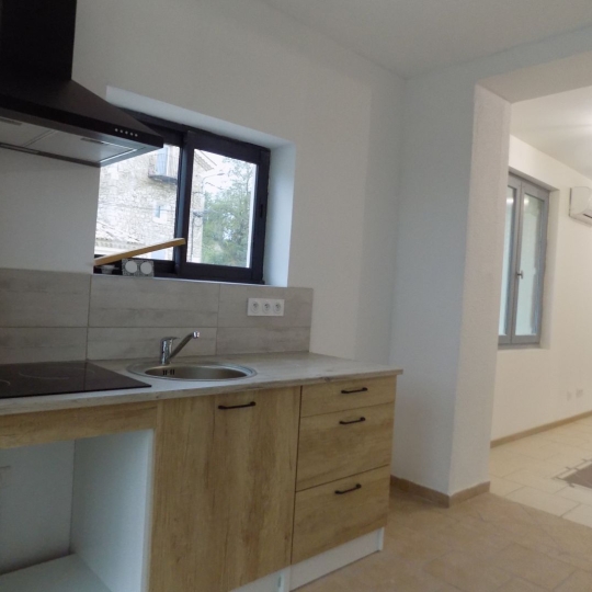  Annonces VALLEE DE LA CEZE : Appartement | GOUDARGUES (30630) | 50 m2 | 590 € 